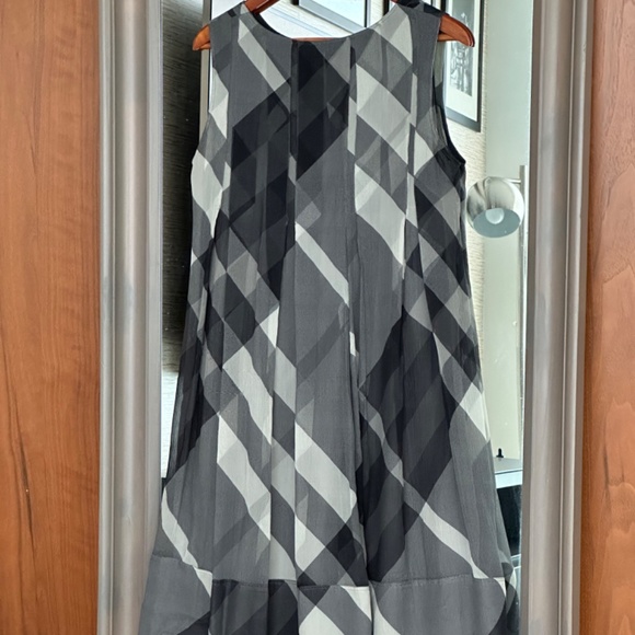 Burberry Fall 2001 - Picture 2 of 6